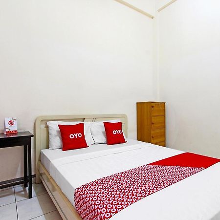 Oyo 91354 Hotel Mutiara Magelang Exterior photo