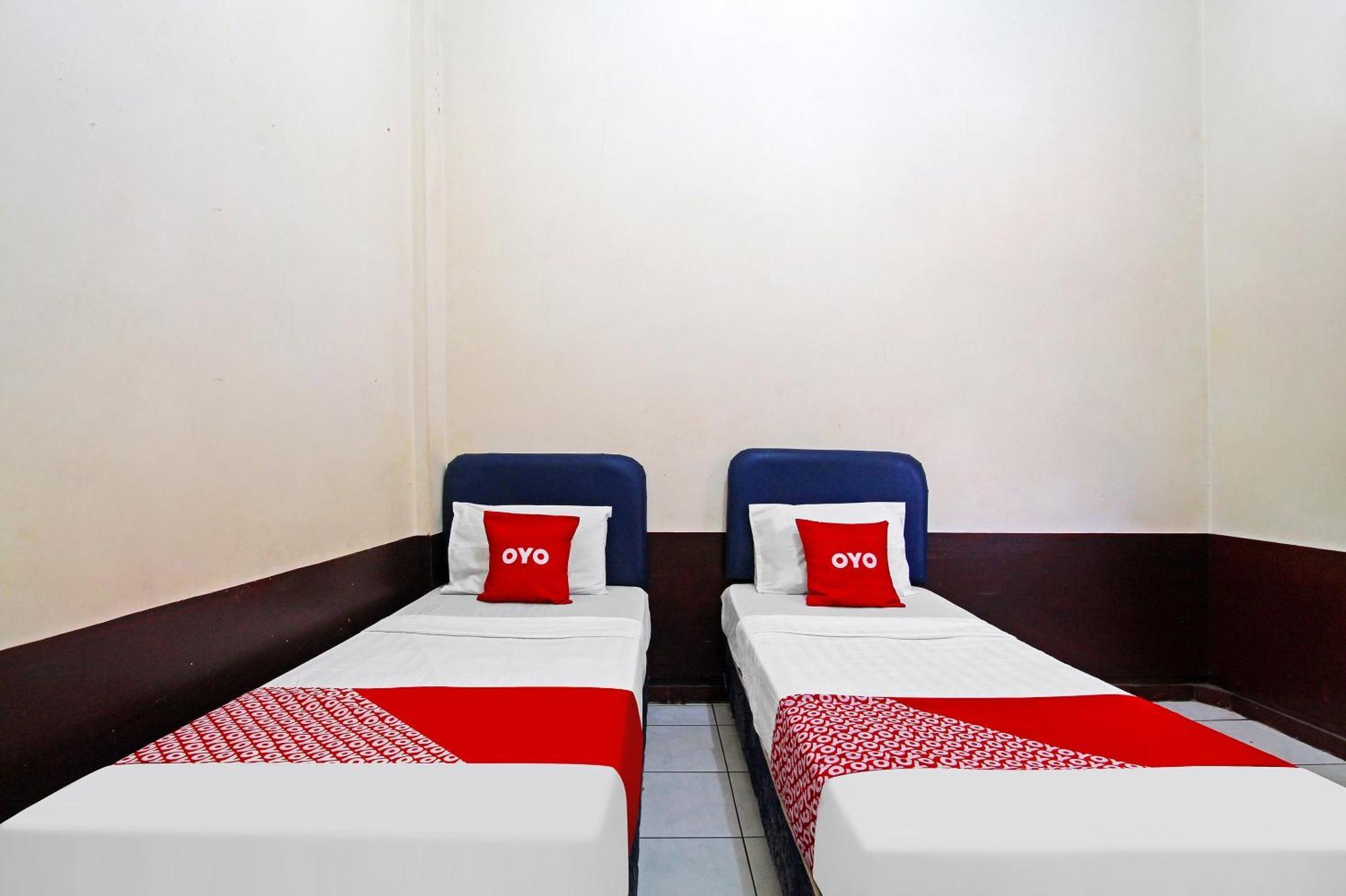 Oyo 91354 Hotel Mutiara Magelang Exterior photo