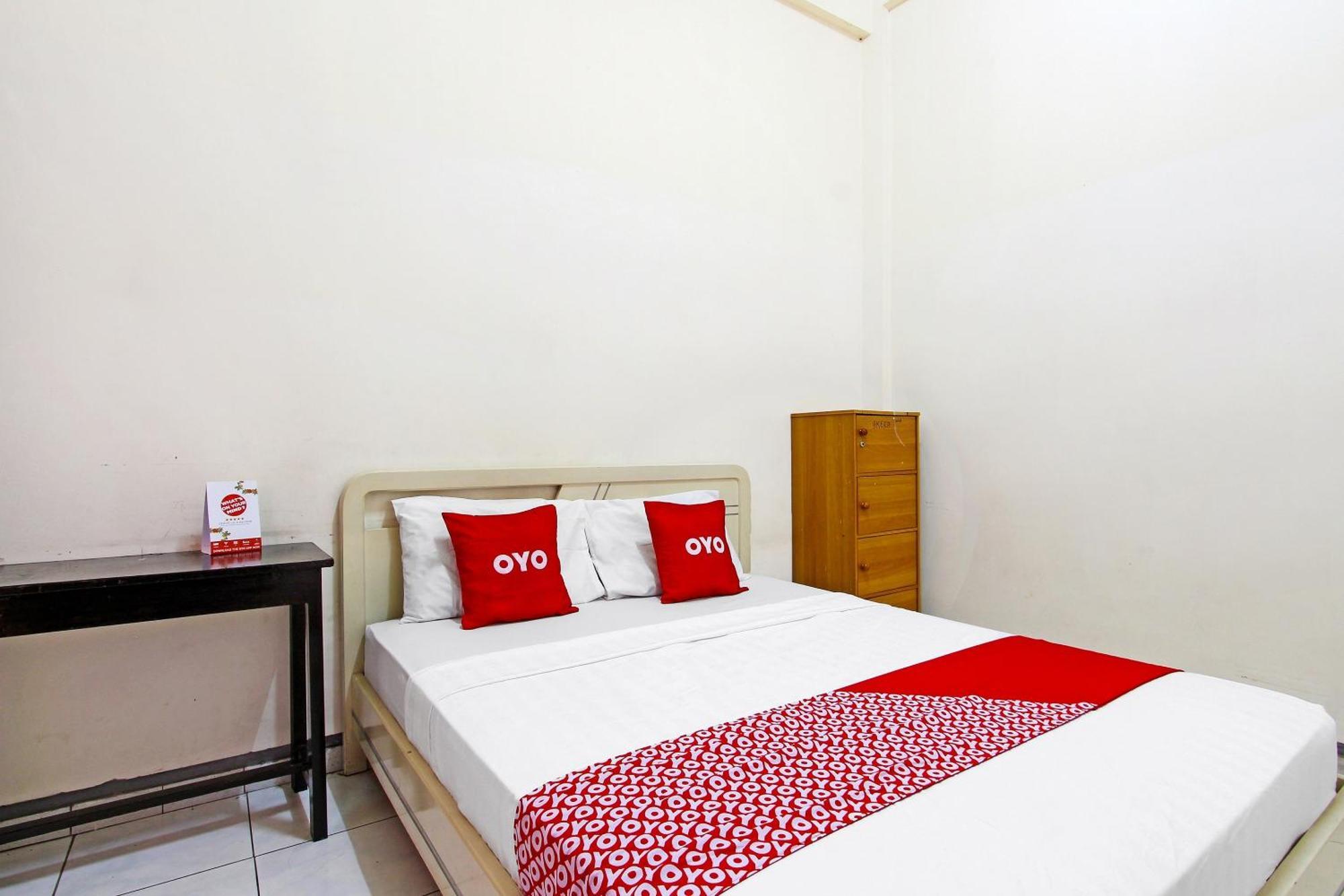 Oyo 91354 Hotel Mutiara Magelang Exterior photo